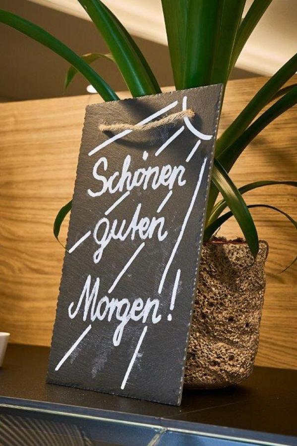 Zum Dallmayr Hotel Garni Berching Extérieur photo