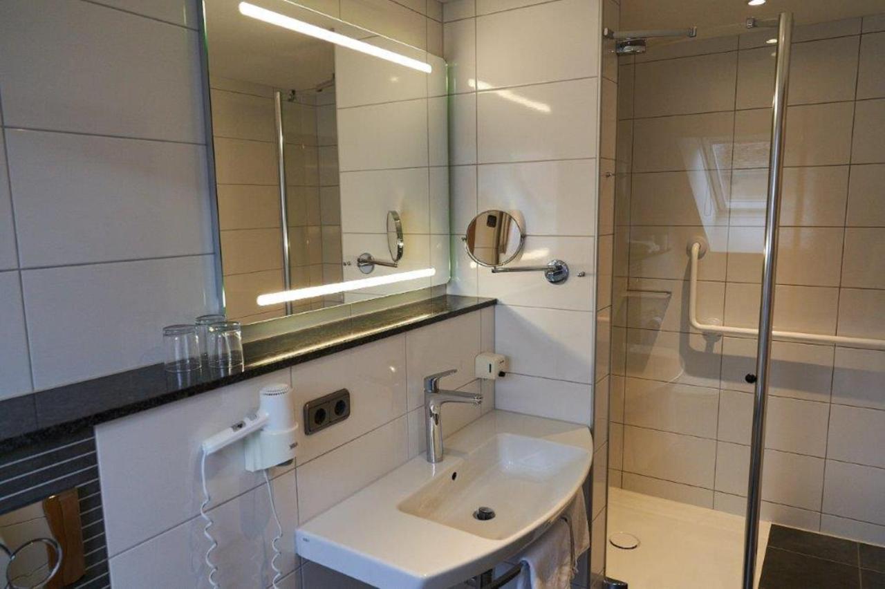 Zum Dallmayr Hotel Garni Berching Extérieur photo